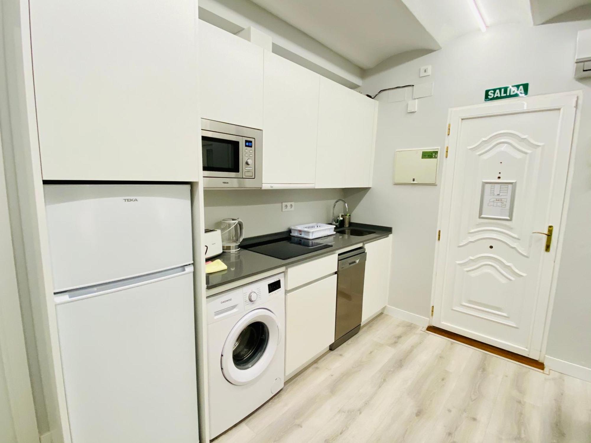 Estudio Centro Madrid Santa Ana Puerta Del Sol Екстер'єр фото