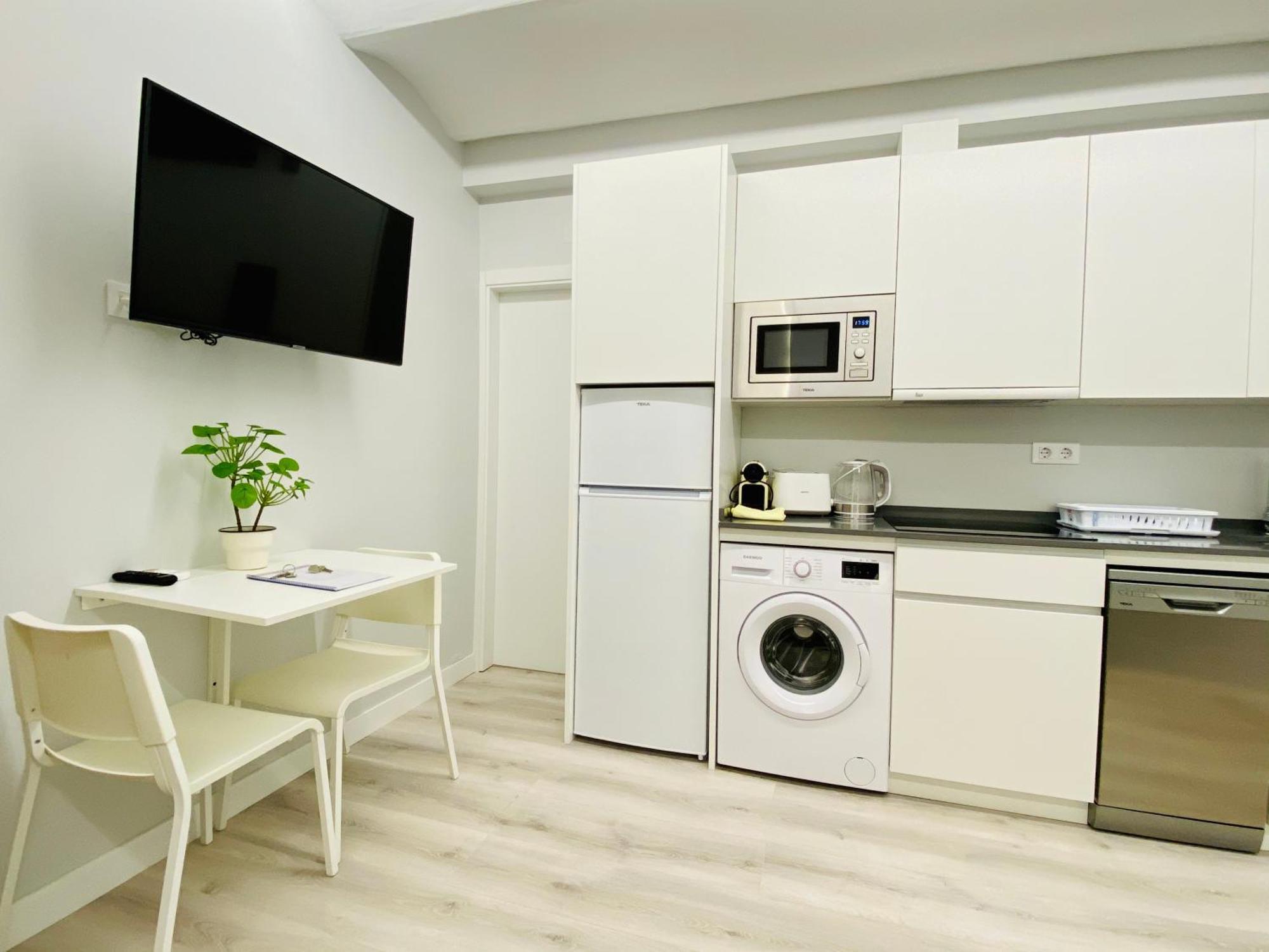 Estudio Centro Madrid Santa Ana Puerta Del Sol Екстер'єр фото